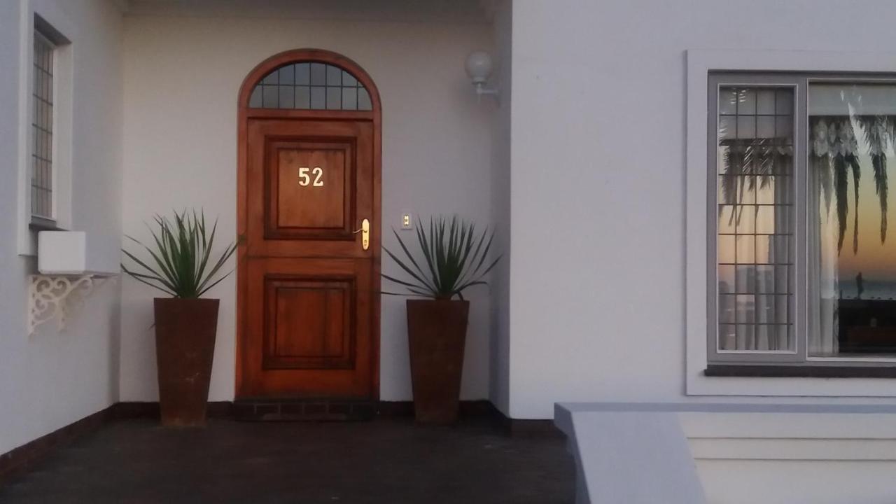 Haus Schaaf B&B Walvis Bay Esterno foto