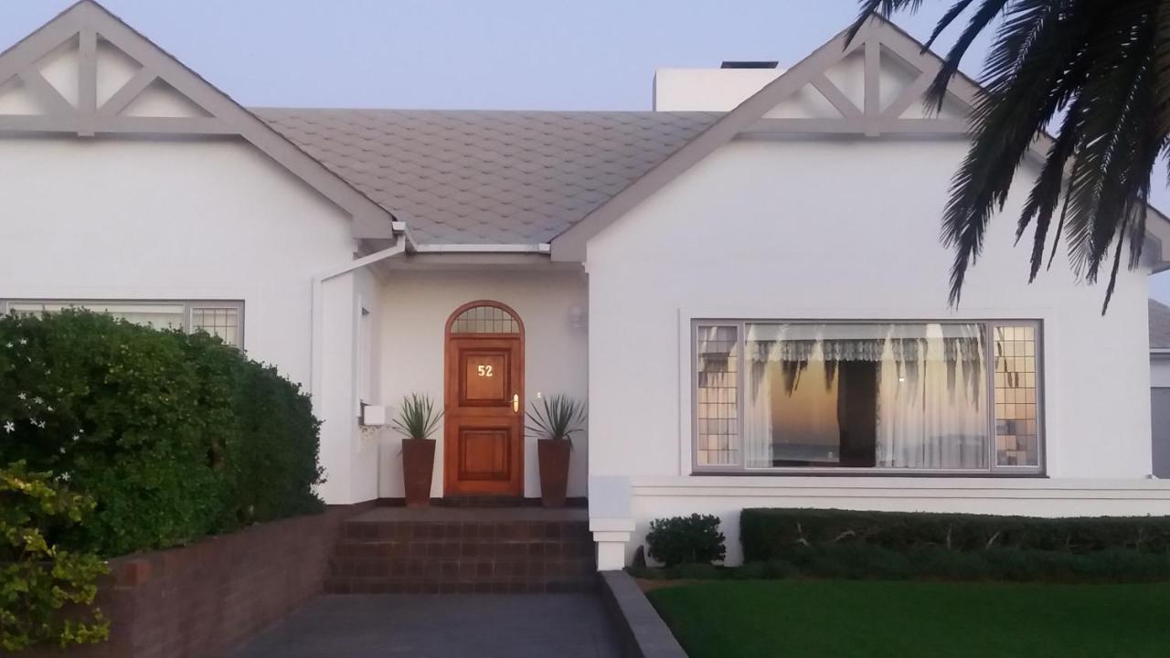Haus Schaaf B&B Walvis Bay Esterno foto